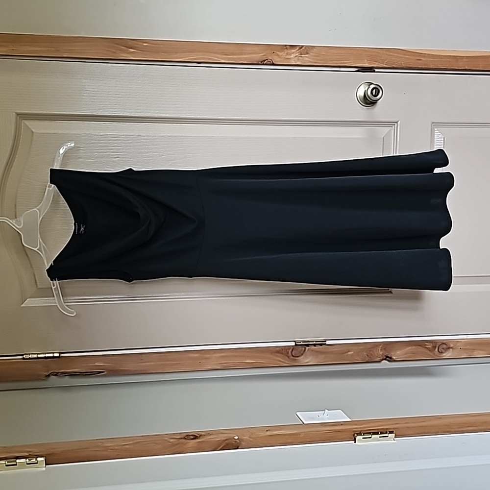 Express size 1/2 Black Sleeveless Summer Scoop Neck Dress